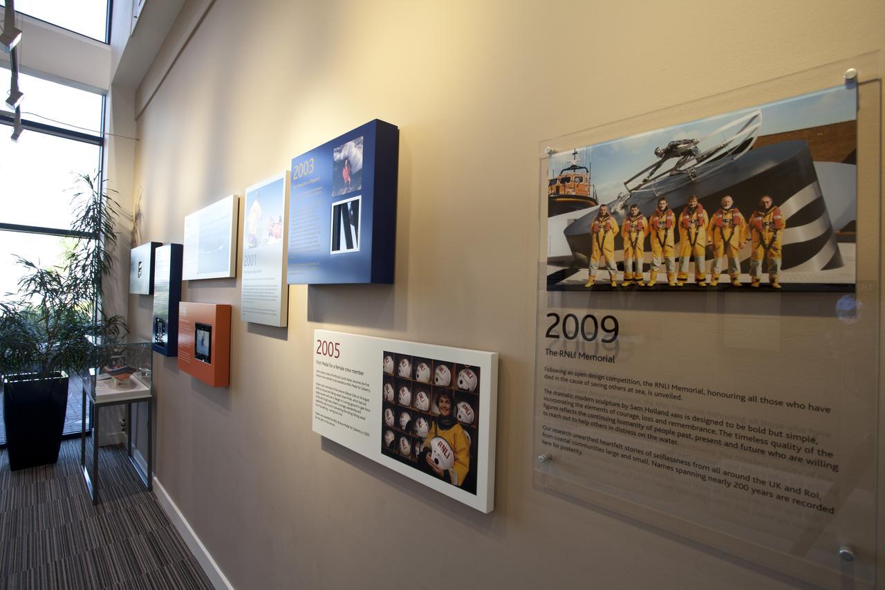 Отель Rnli College Пул Экстерьер фото